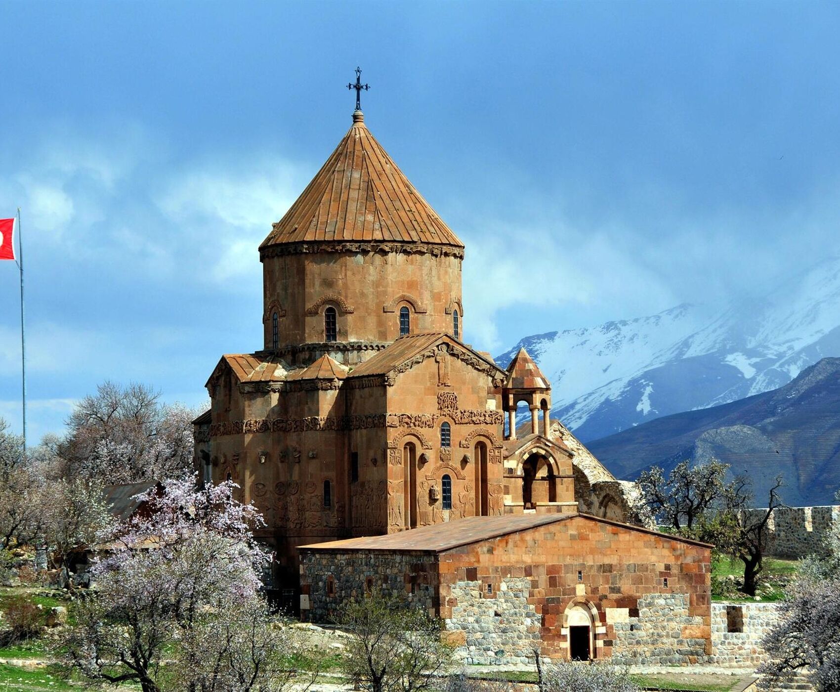 EASTERN ANATOLIA TOUR BEGINNING FROM VAN WITH FLIGHT
