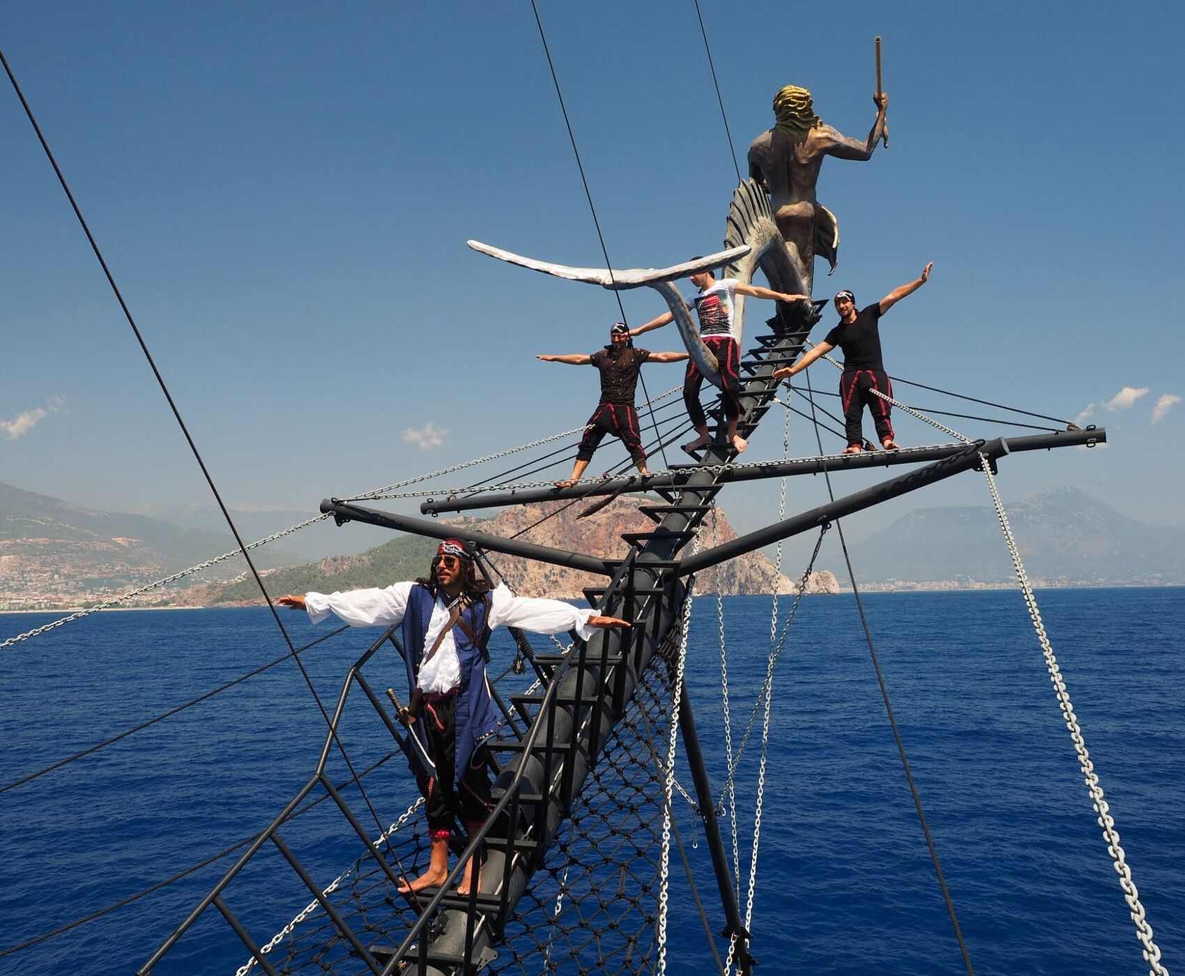PIRATE YACHT FROM ALANYA