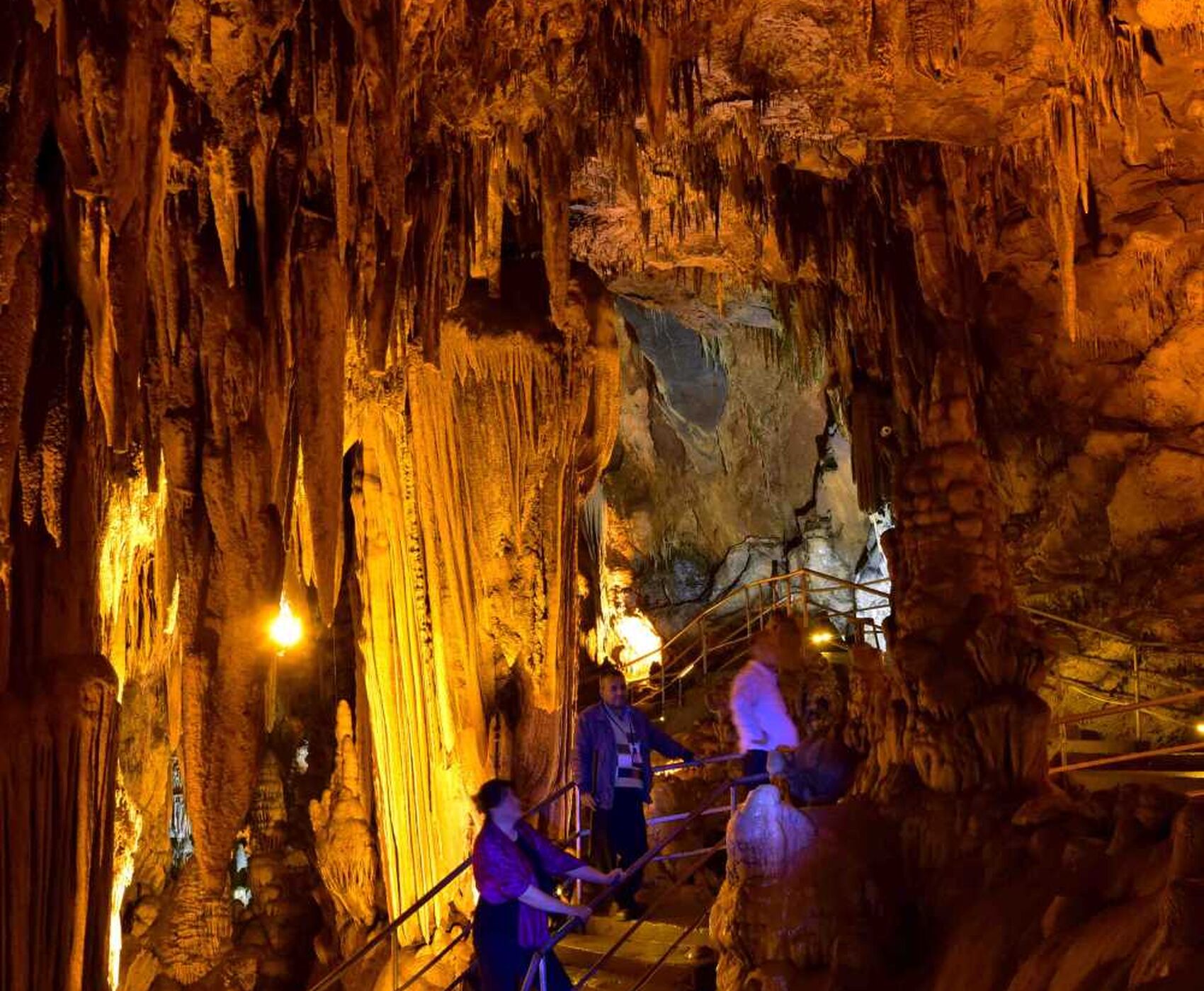 SAPADERE CANYON & DIM CAVE & DIM STREAM TOUR