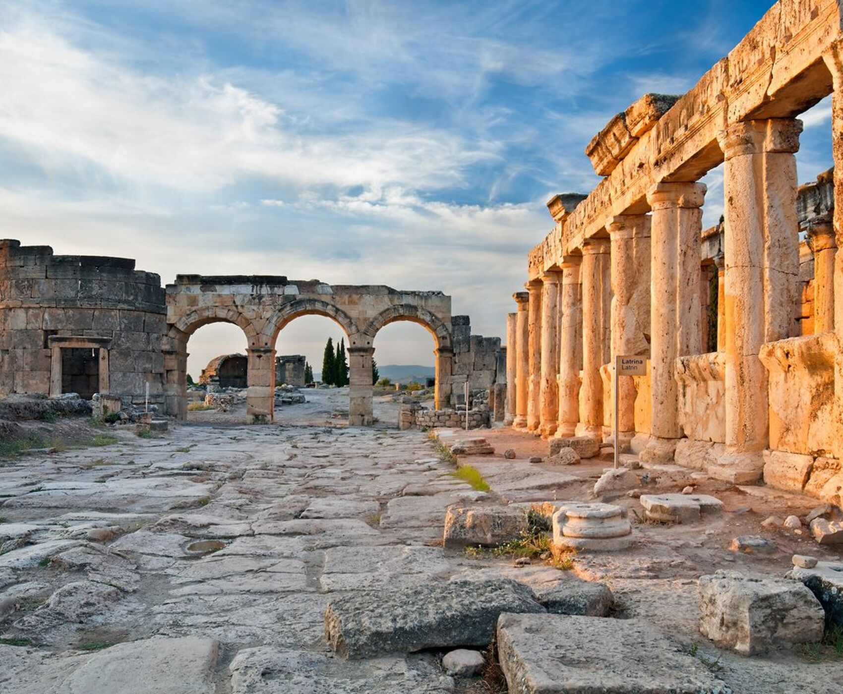 PAMUKKALE and BALLOON FLIGHT 